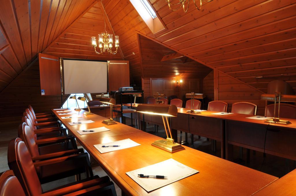 Hotel Vinterpalatset 키루나 외부 사진